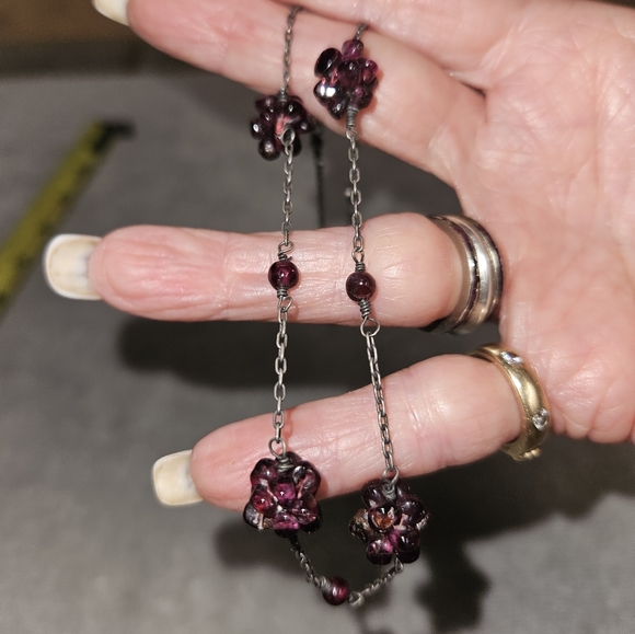 STERLING SILVER WITH BALLS AND BEADS OF GARNETS. GORGEOUS. VINTAGE. PICS 📸 - Picture 3 of 7